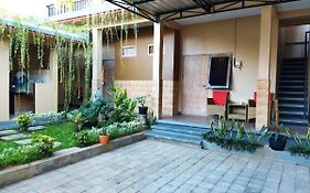 Lidah Lokal Guest House Singaraja